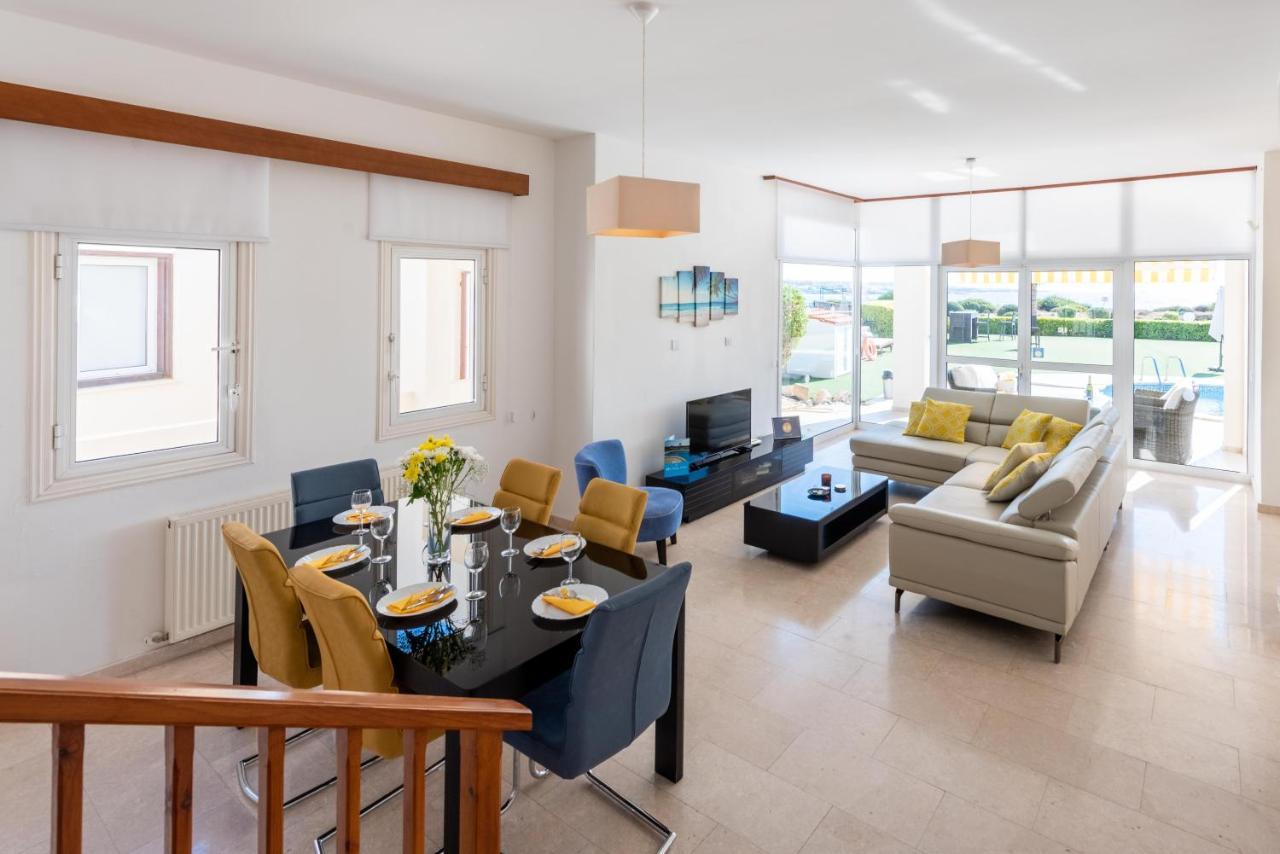 Villa Savoya Sunrise By Ezoria Villas Coral Bay Exteriör bild