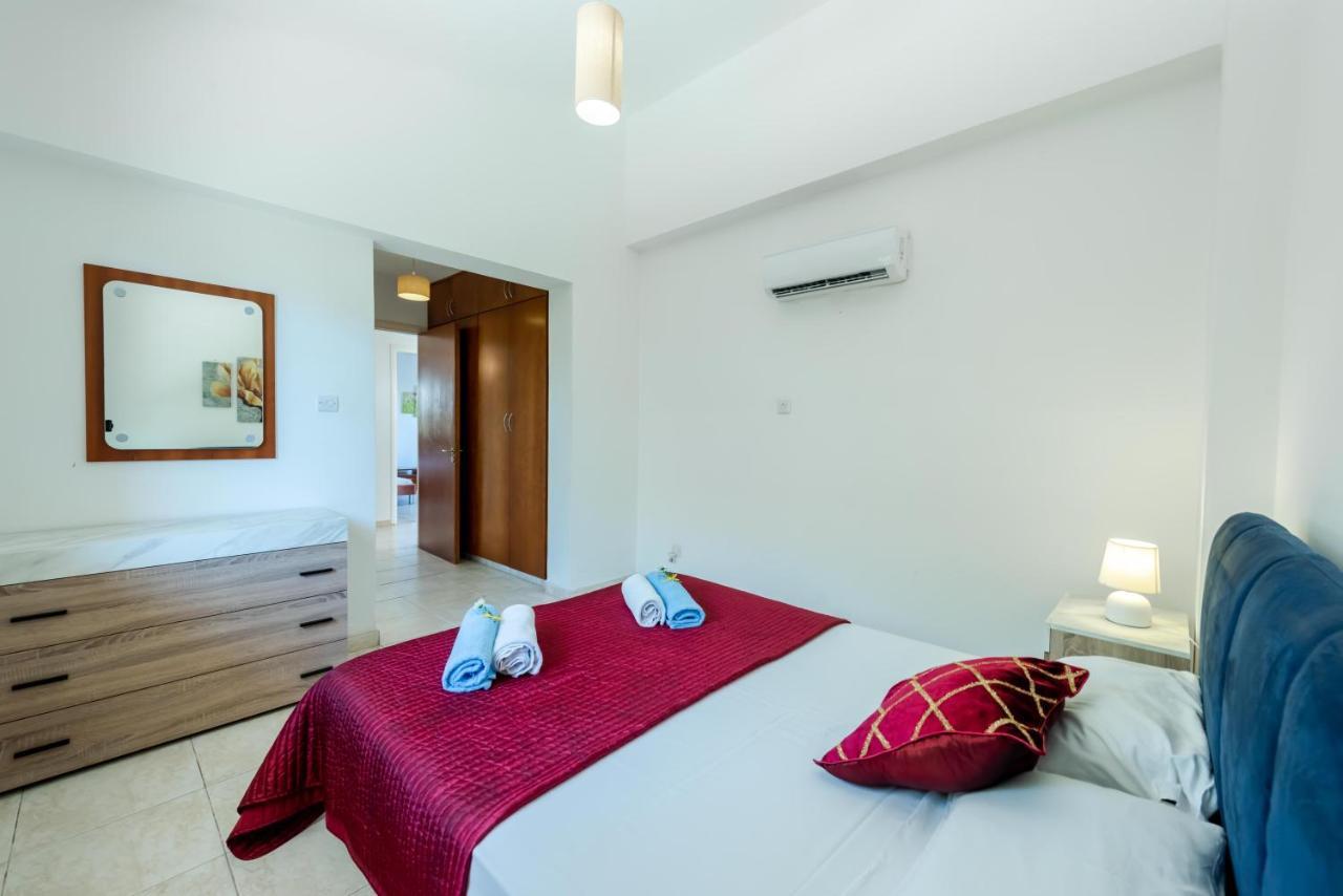 Villa Savoya Sunrise By Ezoria Villas Coral Bay Exteriör bild
