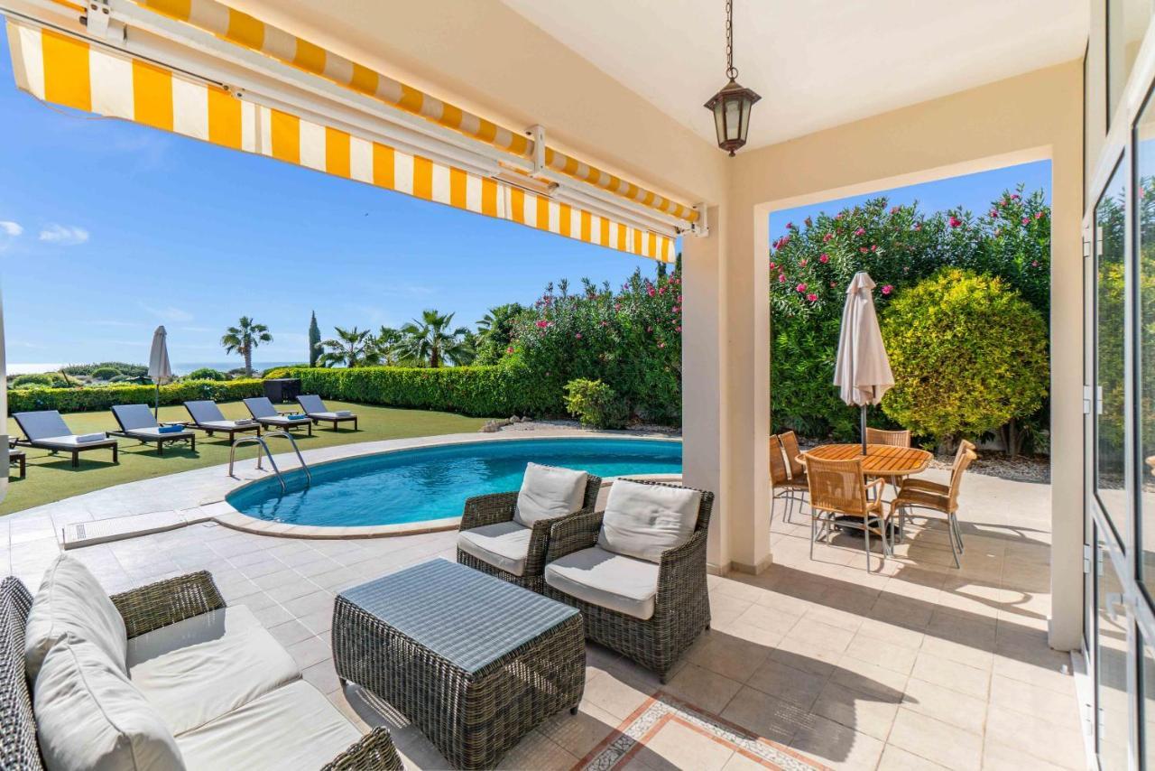 Villa Savoya Sunrise By Ezoria Villas Coral Bay Exteriör bild