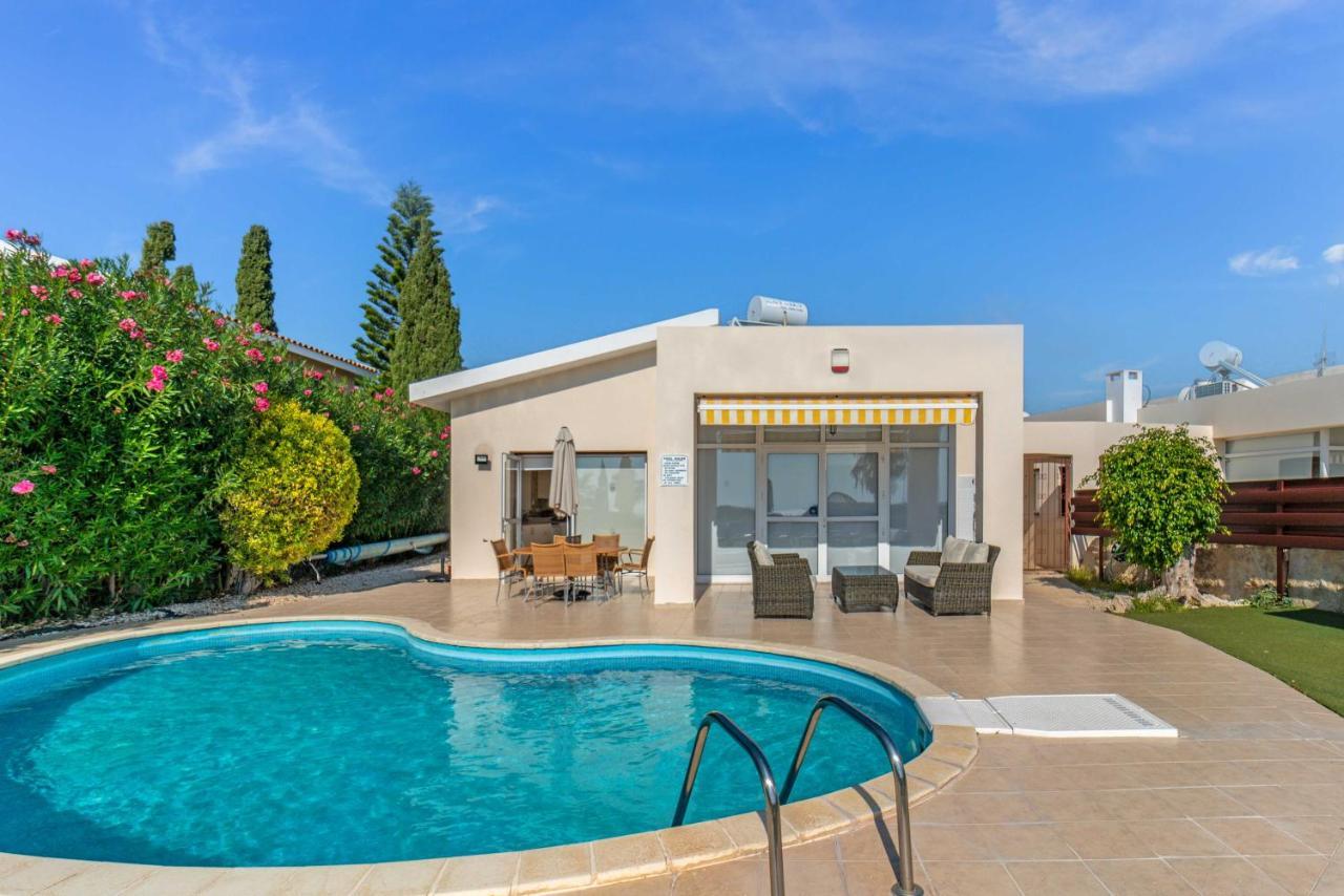 Villa Savoya Sunrise By Ezoria Villas Coral Bay Exteriör bild